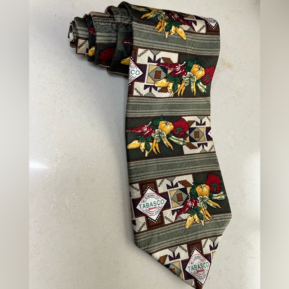 TABASCO 100% Silk Pepper Sauce Necktie / Tie | Regular/Standard Length - Picture 12 of 16